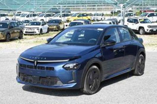 nuovo LANCIA Ypsilon