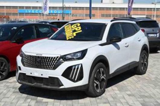 usato PEUGEOT 2008