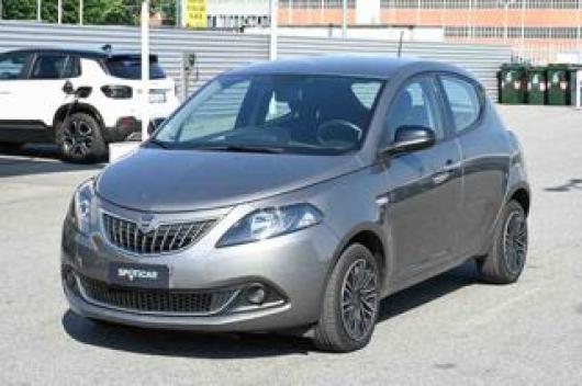 usato LANCIA Ypsilon