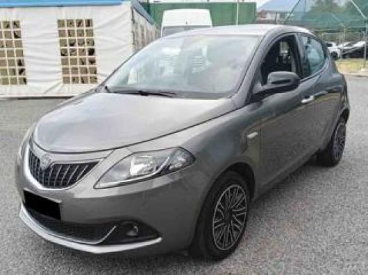 Ypsilon
