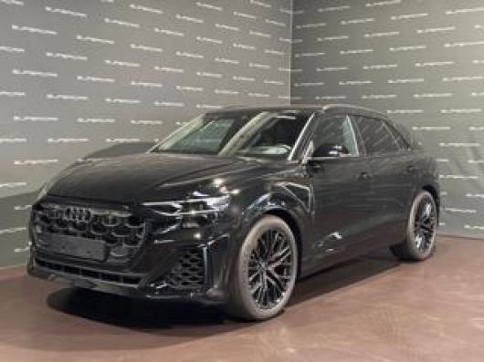Km 0 AUDI Q8