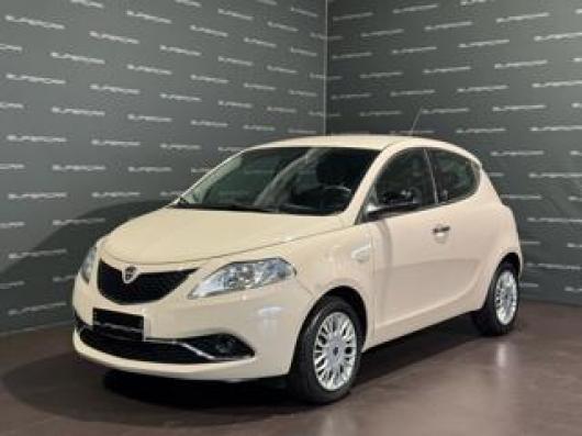 Ypsilon