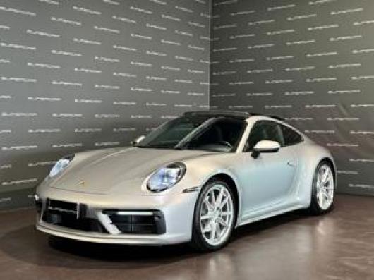 911