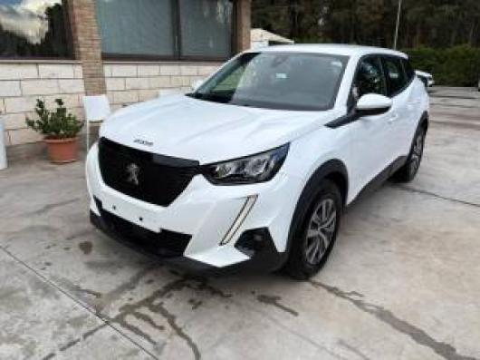 usato PEUGEOT 2008