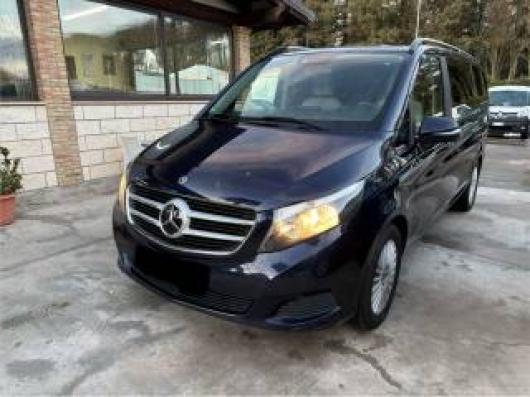 usato MERCEDES V 220