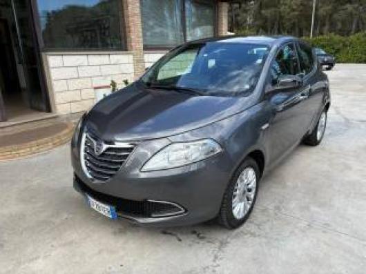 usato LANCIA Ypsilon