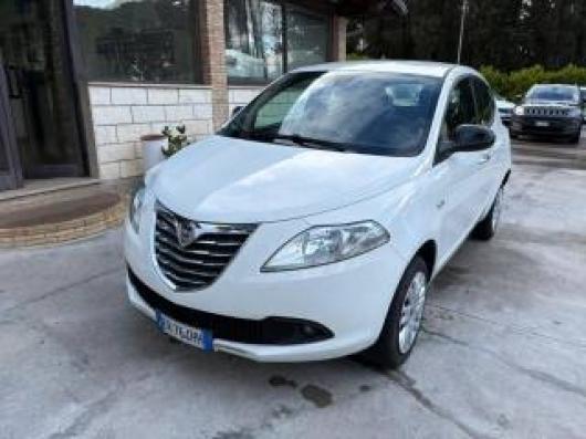 usato LANCIA Ypsilon