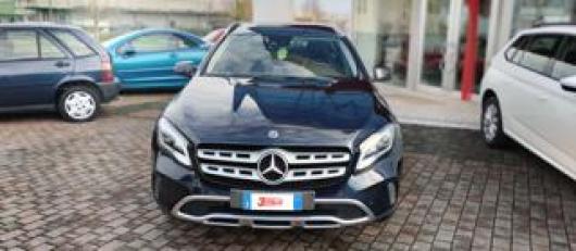 usato MERCEDES GLA 200