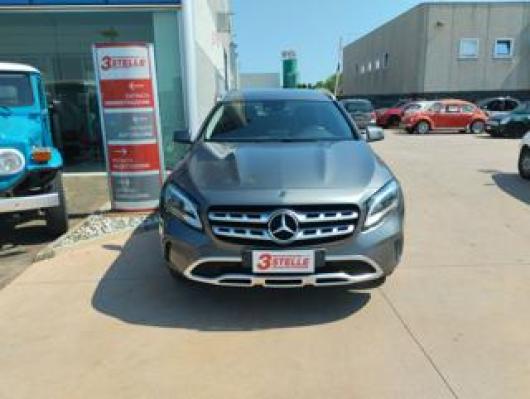 usato MERCEDES GLA 180
