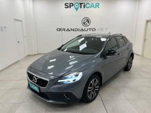 V40