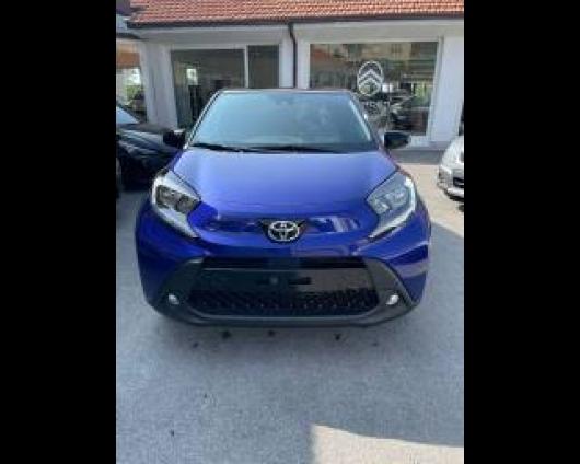 Km 0 TOYOTA Aygo X