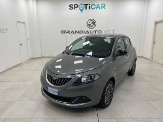 usato LANCIA Ypsilon