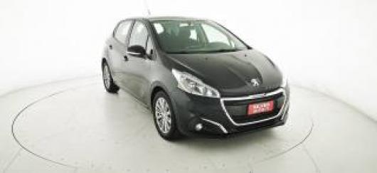 usato PEUGEOT 208
