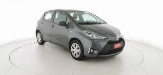 usato TOYOTA Yaris