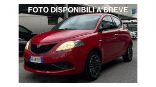 usato LANCIA Ypsilon