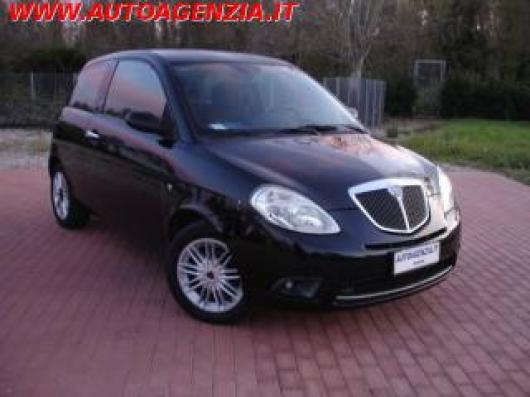 usato LANCIA Ypsilon
