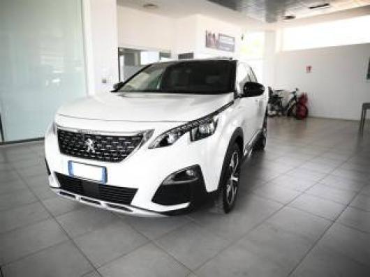 usato PEUGEOT 3008
