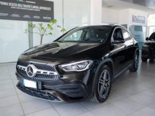 usato MERCEDES GLA 200