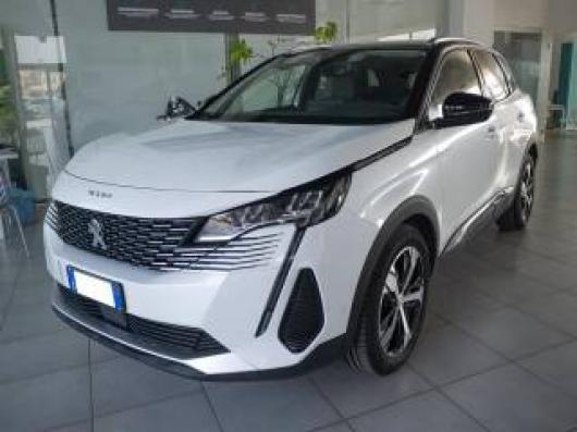 usato PEUGEOT 3008