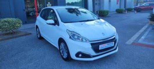 usato PEUGEOT 208