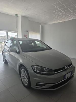 usato VOLKSWAGEN Golf