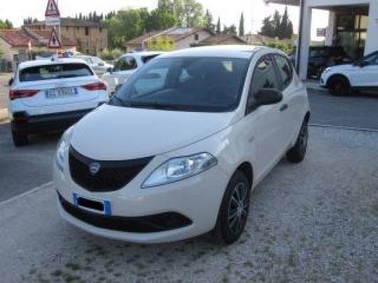 usato LANCIA Ypsilon