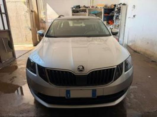 usato SKODA Octavia