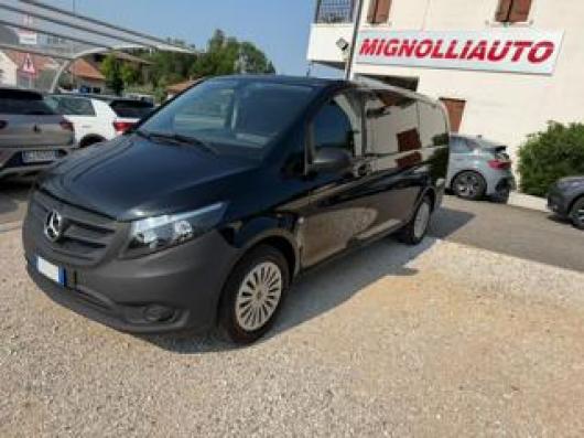 usato MERCEDES Vito