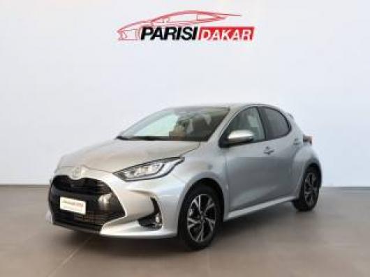 usato TOYOTA Yaris