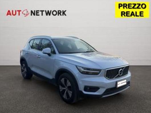 usato VOLVO XC40