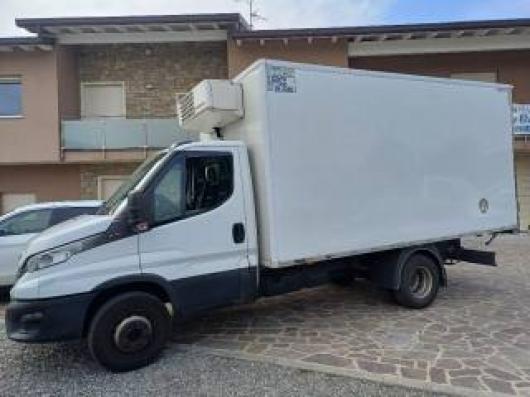 usato IVECO Daily