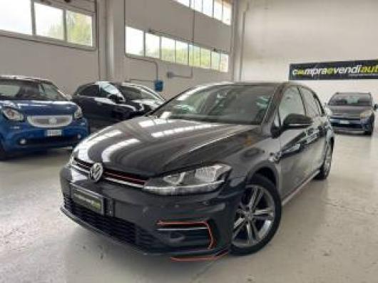 usato VOLKSWAGEN Golf