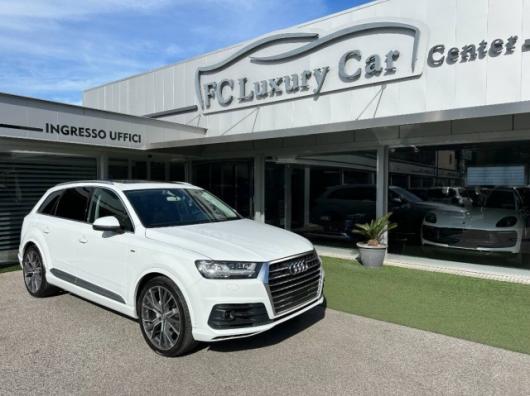 usato AUDI Q7