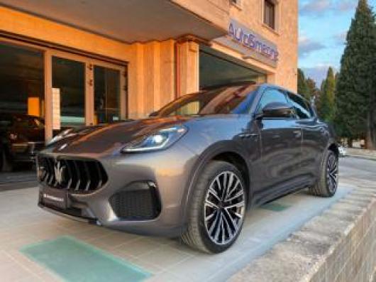 usato MASERATI Grecale