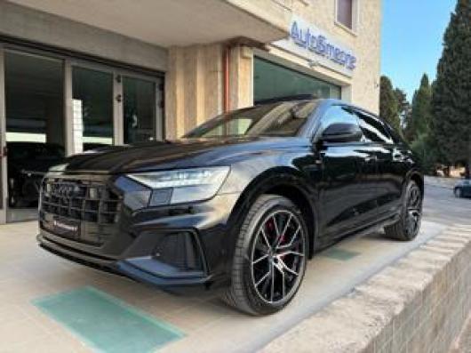 usato AUDI Q8