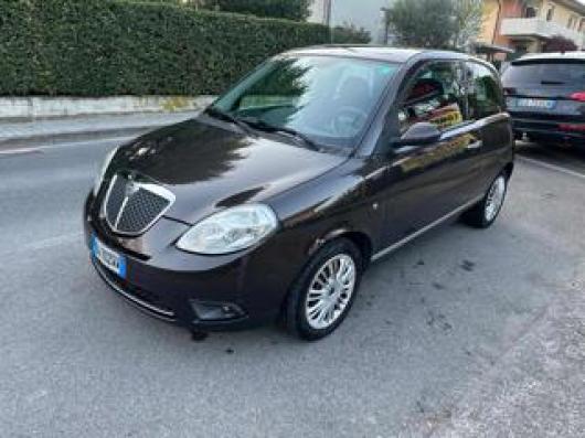 Ypsilon