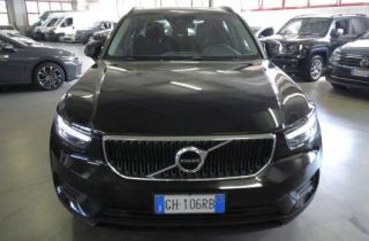 usato VOLVO XC40