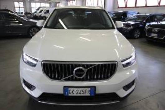 usato VOLVO XC40
