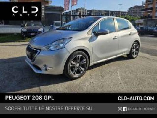 usato PEUGEOT 208