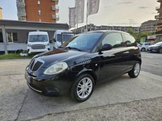usato LANCIA Ypsilon