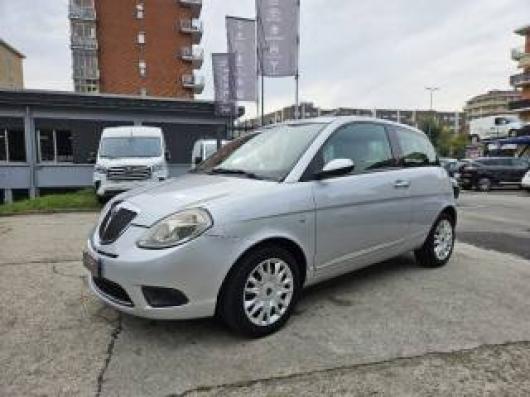 usato LANCIA Ypsilon