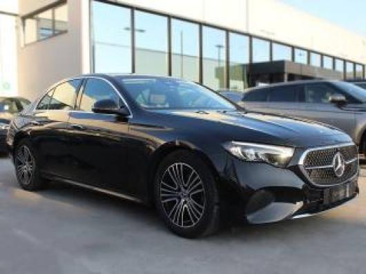 usato MERCEDES E 220