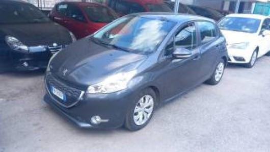 usato PEUGEOT 208