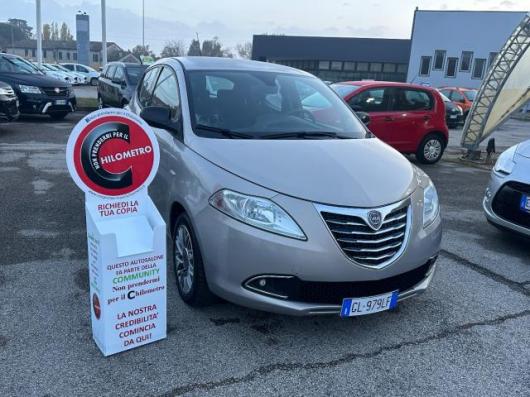usato LANCIA Ypsilon