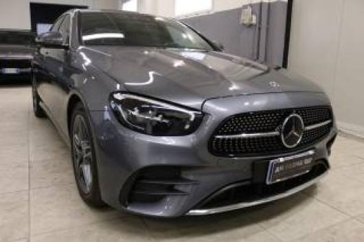 usato MERCEDES E 220