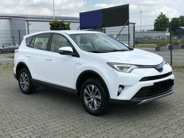 RAV 4