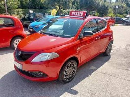 usato LANCIA Ypsilon