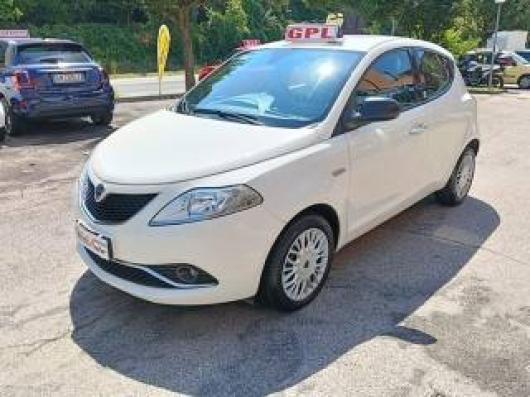 usato LANCIA Ypsilon