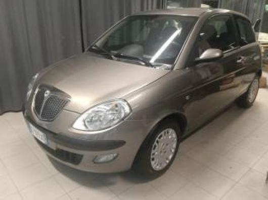 usato LANCIA Ypsilon
