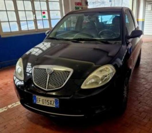 usato LANCIA Ypsilon
